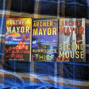 3 book bundle, Author Archer Mayor